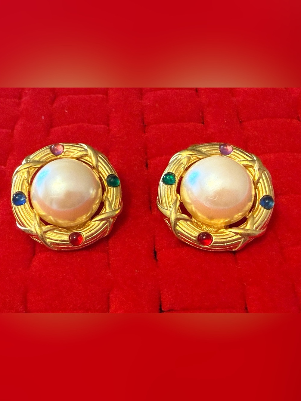 Vintage 80s Gold-Tone Faux Pearl Multi-Color Cabochon Clip-On Earrings